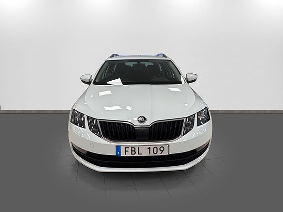 Skoda Octavia 3 of 13