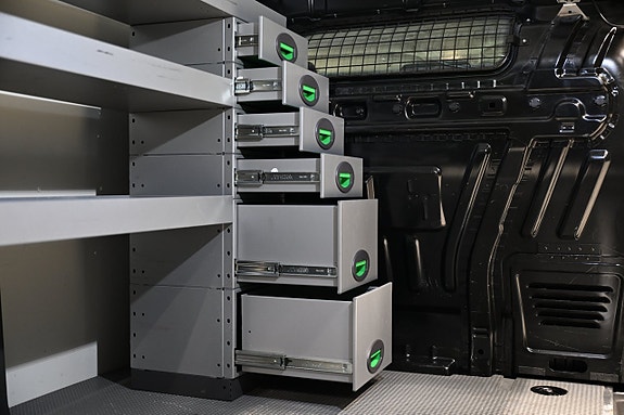 Ford Transit Connect 9 of 30
