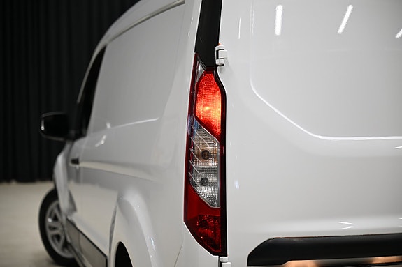 Ford Transit Connect 14 of 30