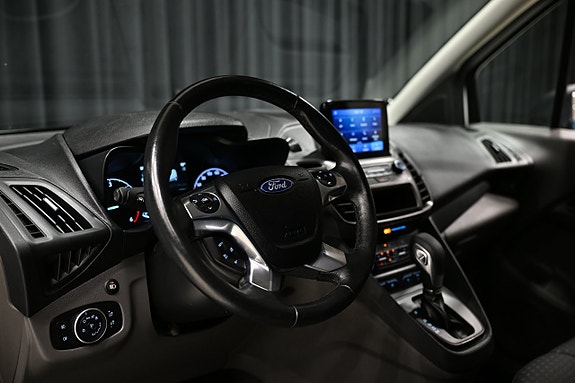 Ford Transit Connect 18 of 30