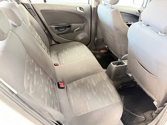 Opel Corsa 13 of 20