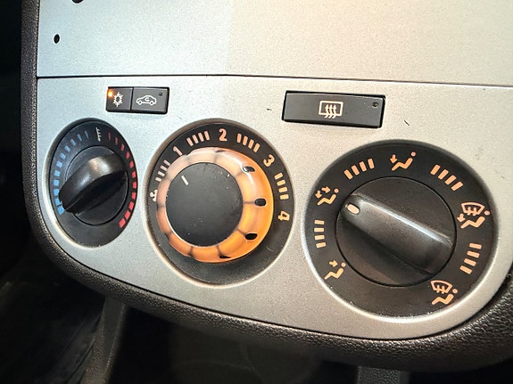 Opel Corsa 18 of 20