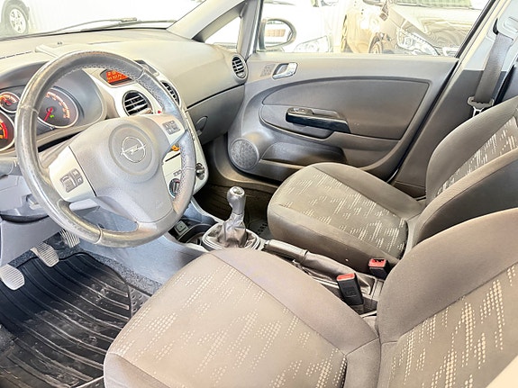 Opel Corsa 11 of 20
