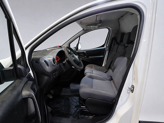 Citroen Berlingo 12 of 21