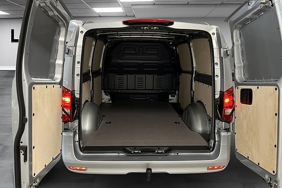Mercedes-Benz Vito 119 9 of 14