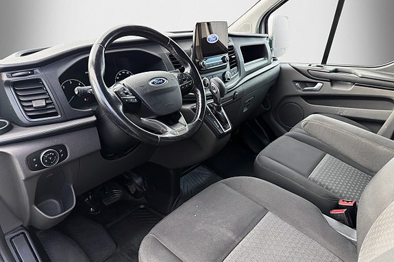 Ford Transit Custom 8 of 19