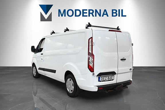 Ford Transit Custom 3 of 18
