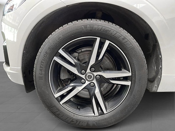 Volvo XC60 9 of 27