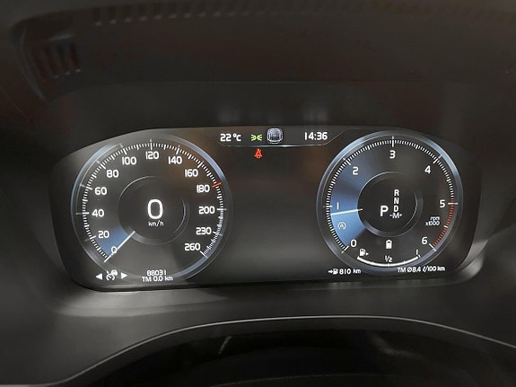 Volvo XC60 16 of 27