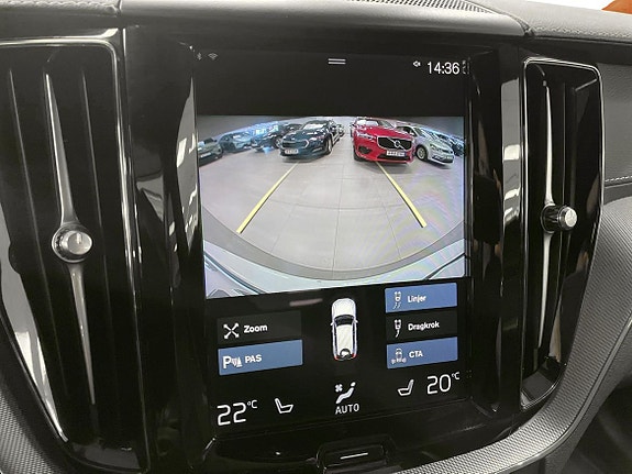 Volvo XC60 17 of 27
