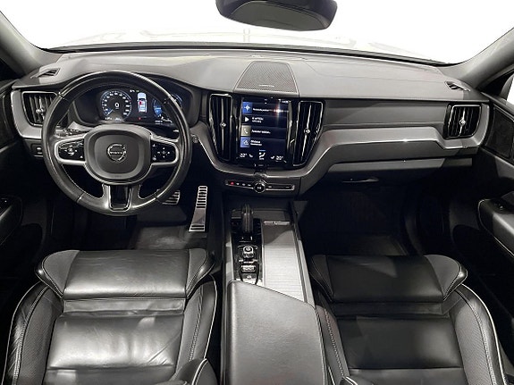 Volvo XC60 14 of 27