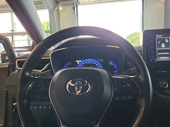Toyota Corolla 13 of 22