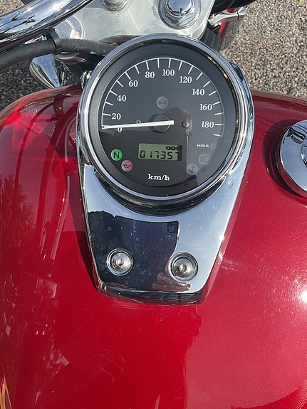 Honda VT750C4 Shadow 2 of 17