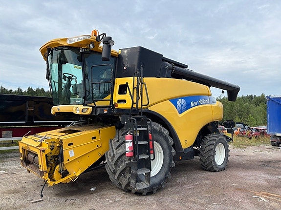 Skördetröska New Holland CR 980 30X