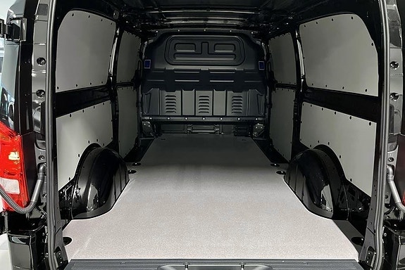 Mercedes-Benz Vito 116 14 of 14