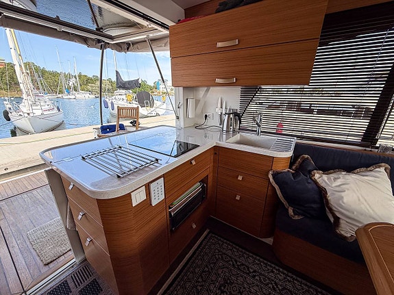 Greenline 40 Hybrid 7 of 12