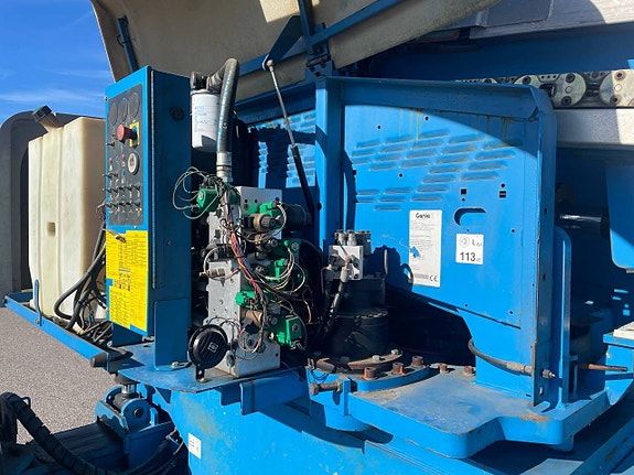 Bomlift Genie S85 - Diesel 4x4 12 of 12