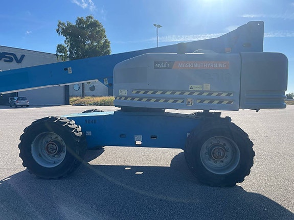 Bomlift Genie S85 - Diesel 4x4 4 of 12