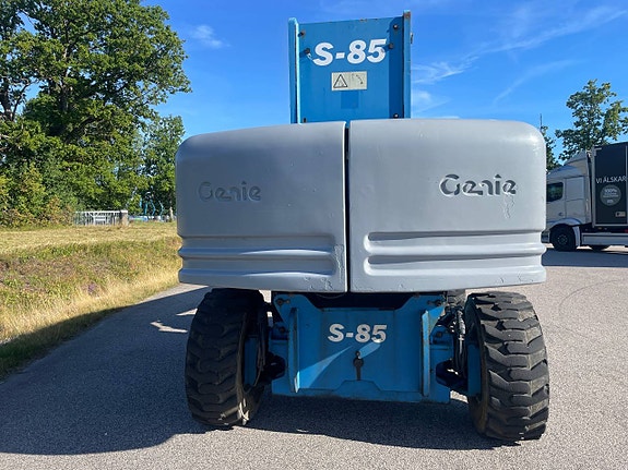 Bomlift Genie S85 - Diesel 4x4 3 of 12