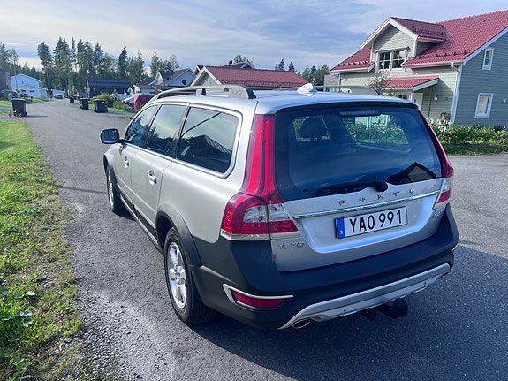 Volvo XC70 4 of 7