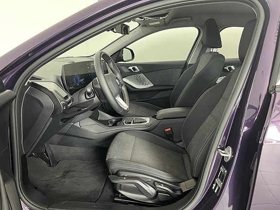 BMW 120 5 of 13
