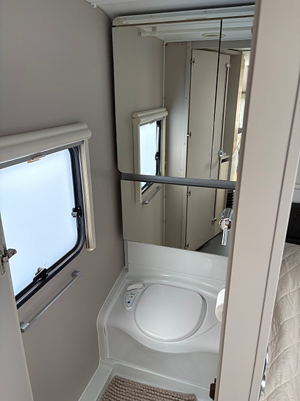Adria Adora 522 UP 7 of 14