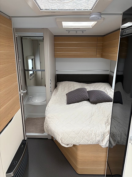 Adria Adora 522 UP 3 of 14