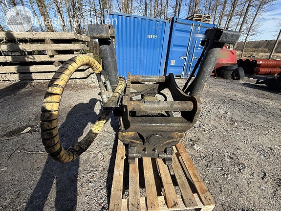 Engcon EC226 S70 med grip 7 of 15