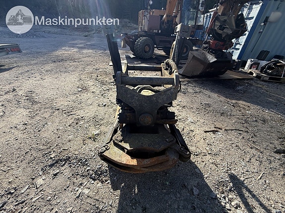 Engcon EC226 S70 med grip 3 of 15