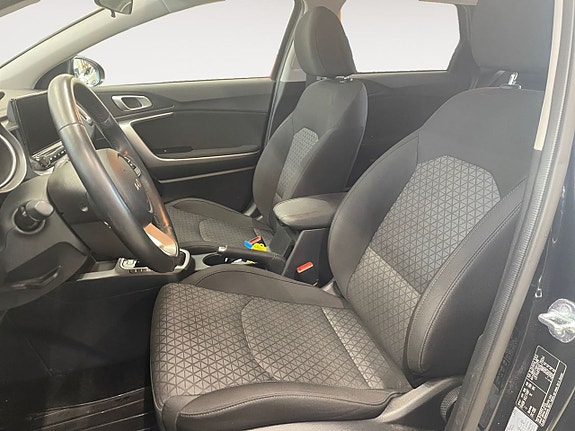 Kia Ceed 10 of 26