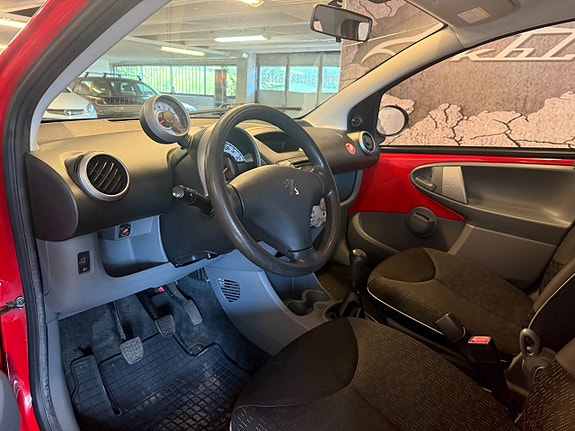 Peugeot 107 7 of 14