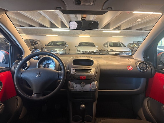 Peugeot 107 11 of 14