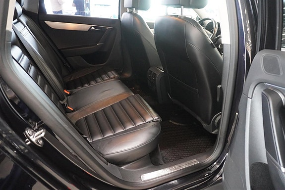 Volkswagen Passat 7 of 8
