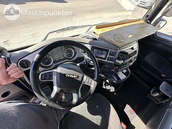 DAF FAS XF 530Z skåpbil 20 of 27