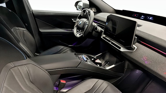BMW iX3 3 of 10