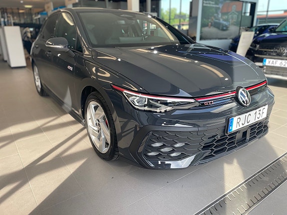 Volkswagen Golf I 3 of 8