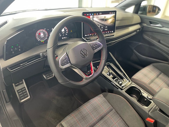Volkswagen Golf I 8 of 8