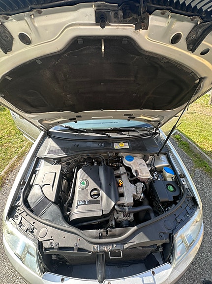 Skoda Superb 27 of 28