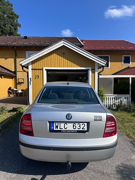 Skoda Superb 4 of 28