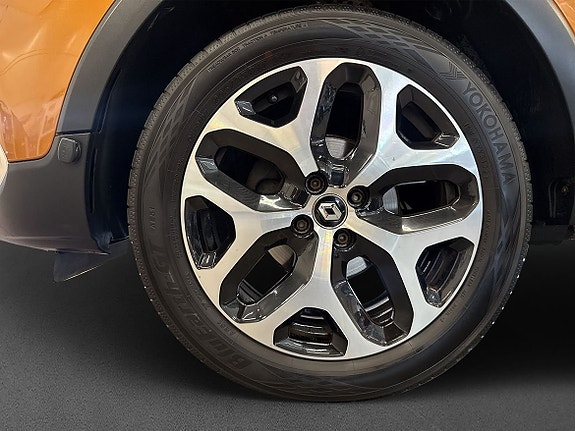Renault Captur 5 of 10