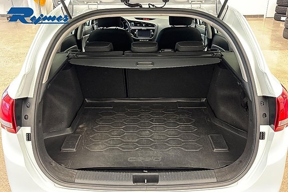 Kia Ceed 16 of 19