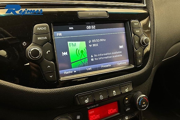 Kia Ceed 15 of 19