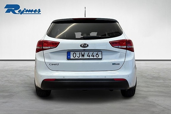 Kia Ceed 4 of 19