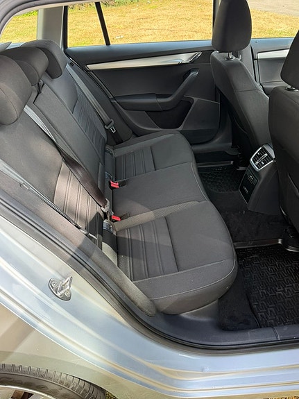 Skoda Octavia 12 of 15