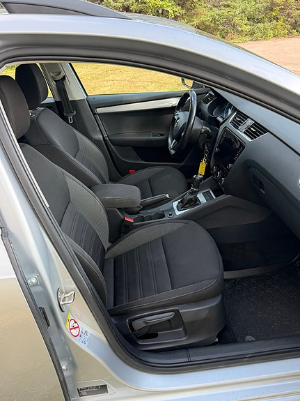 Skoda Octavia 13 of 15