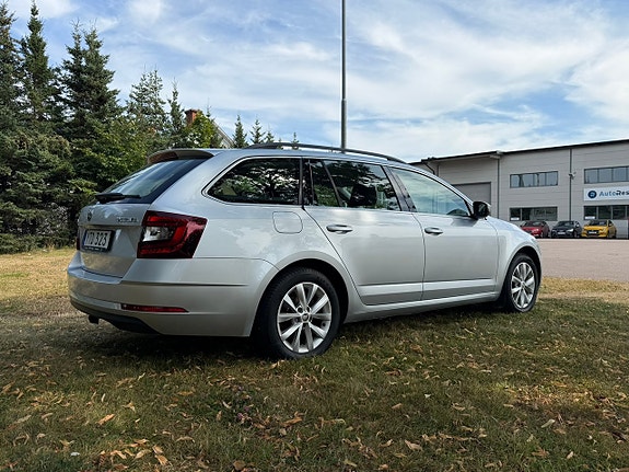 Skoda Octavia 4 of 15