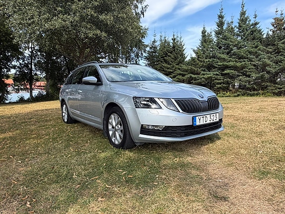 Skoda Octavia 5 of 15