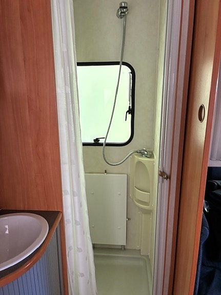 Adria 542 UT 8 of 13
