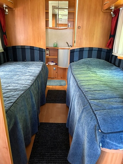 Adria 542 UT 2 of 13
