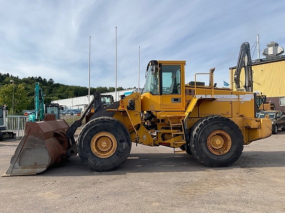 Volvo L 180 C 2 of 13